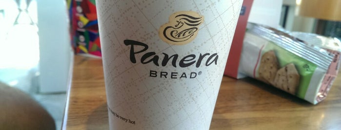 Panera Bread is one of The 7 Best Places for Bread Bowls in Chicago.