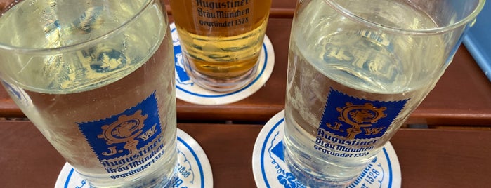 Gasthaus Jagdschlössl is one of Marecs_Munich_Favorites.