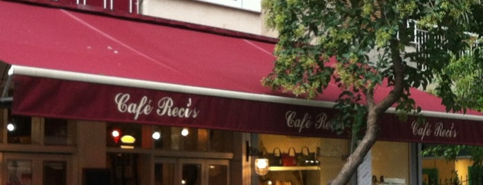 Cafe Reci's is one of Murat 님이 좋아한 장소.