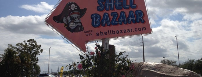 Shell Bazaar is one of Tempat yang Disimpan Amanda.
