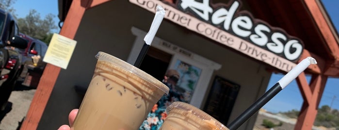 Caffé Adesso is one of Lugares favoritos de Matt.