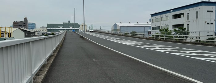 瑞穂大橋 is one of 神奈川区のお散歩スポット.