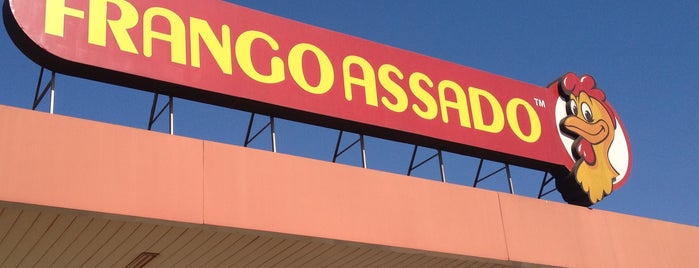 Frango Assado is one of สถานที่ที่ Heloisa ถูกใจ.