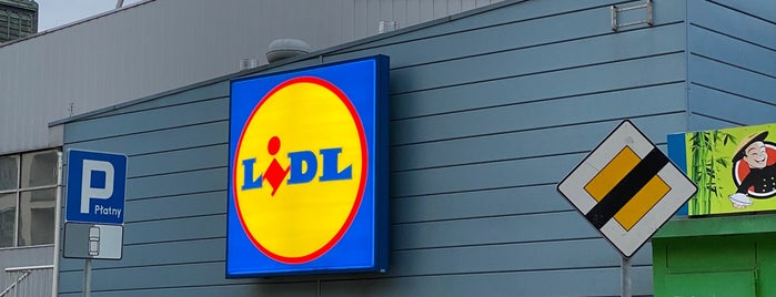 Lidl is one of Варшава.