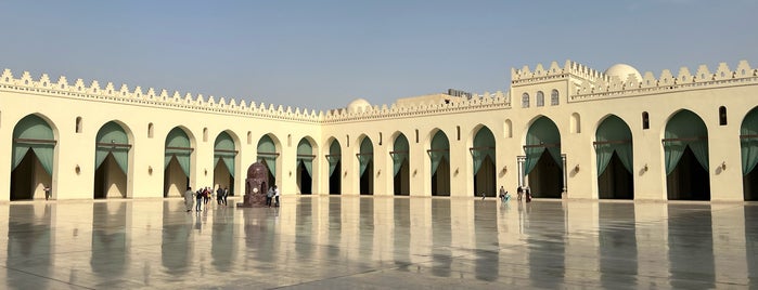 Al Haakem Mosque is one of خروج صباحى.