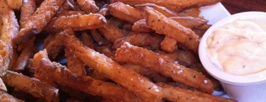 Hyde Park Bar & Grill is one of The 15 Best Places for French Fries in Austin.