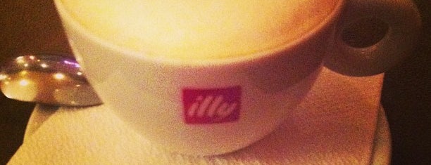 Illy is one of Ricardoさんのお気に入りスポット.