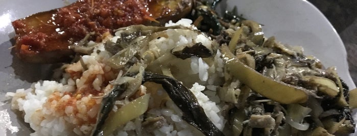 Angkringan Wijilan is one of Favorite Food Spot.