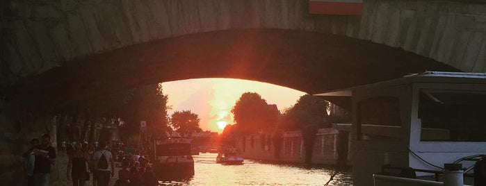 Péniche Henjo is one of Sortir Paris.