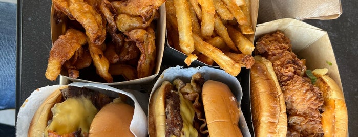 Streat Burger is one of Posti che sono piaciuti a plowick.