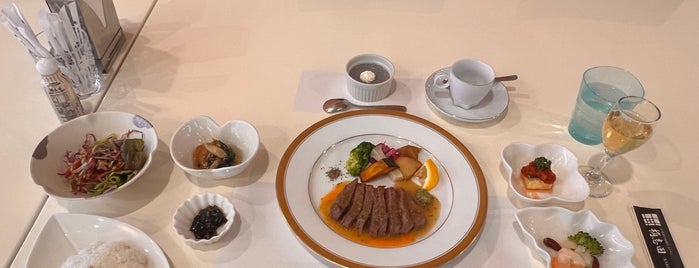 黒酢本舗 桷志田 黒酢レストラン is one of 鹿児島グルメ.