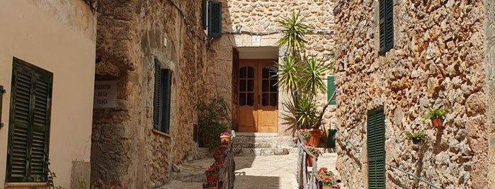 Valldemossa is one of Palma de Mallorca.