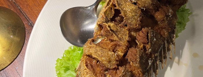 ท่าจีนชมจันทร์ is one of Chiang Mai Food.