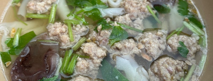 โจ๊ก เกาเหลาเลือดหมู จิงจูฉ่าย is one of เชียงใหม่.