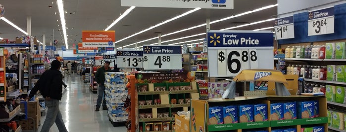 Walmart Supercenter is one of Hot Spots.