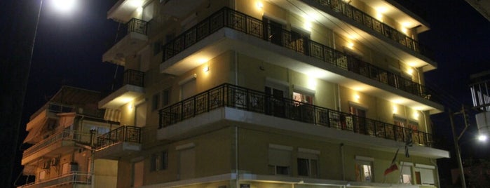 Alkyon Hotel is one of สถานที่ที่ HY Harika Yavuz ถูกใจ.