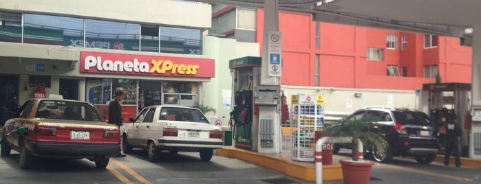 Gasolinería is one of Tempat yang Disukai Mary Toña.