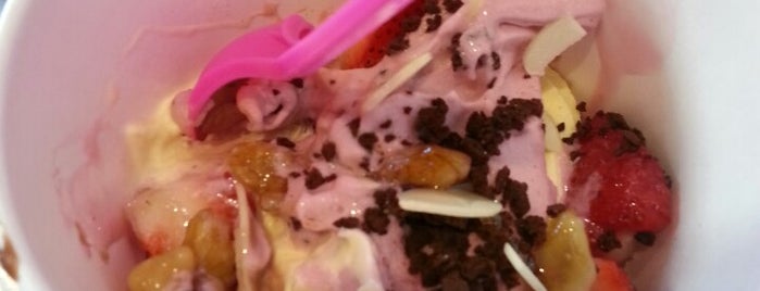 Yogurt Couture is one of CD19 Favorite Places.