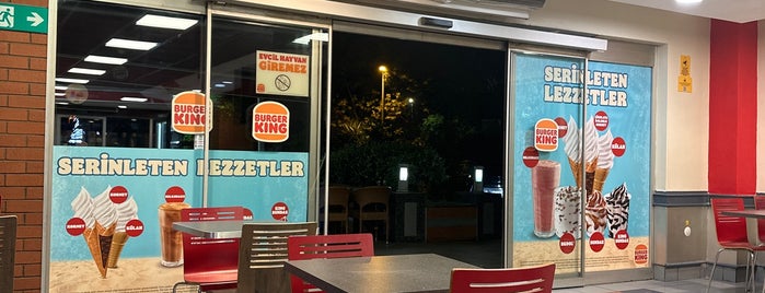Burger King is one of Duygum'la gittiğim yerler.