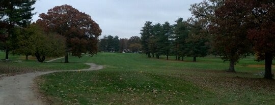 Forest Park Golf Course is one of Lugares favoritos de Jay.