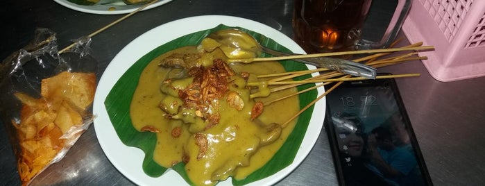 Sate Padang Mamak Sharil is one of Lieux qui ont plu à Ammyta.