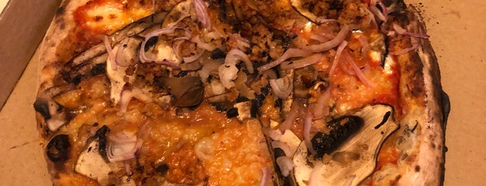 Bare Knuckle Pizza is one of Best Vegan Friendly Restaurants in San Francisco.