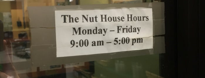 Tropical's Nut House is one of RESTURANTS.