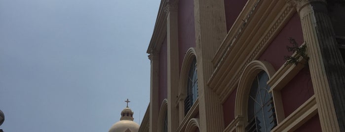 St. Francis Xavier Parish Church is one of Lugares favoritos de Mike.