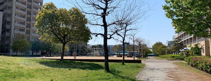 摩耶海岸通公園 is one of 近所の公園.