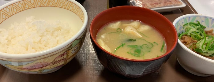 すき家 板宿店 is one of 兵庫県の牛丼チェーン店.