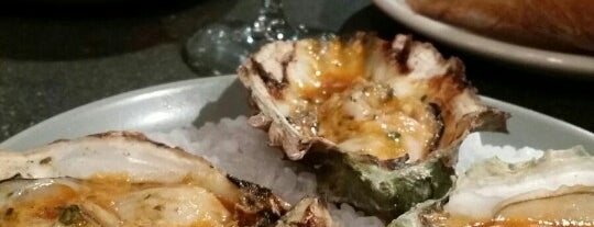 Hog Island Oyster Co. is one of Tさんのお気に入りスポット.