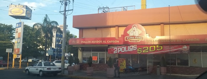 Pollo Feliz is one of Lugares favoritos de Alenis.
