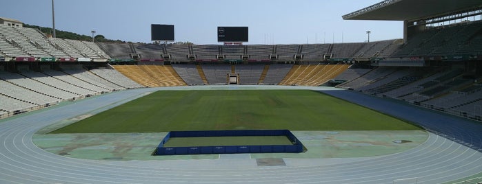 Estadio Olímpico Lluís Companys is one of Lugares favoritos de Erkan.