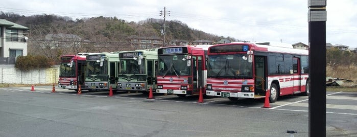 桂坂中央 バス停 is one of 京都市バス バス停留所 4/4.