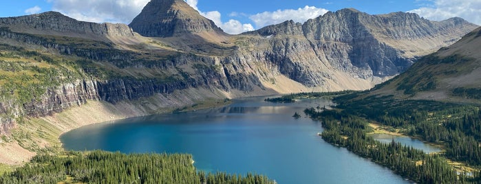 Hidden Lake Overlook is one of Glacier National Park.