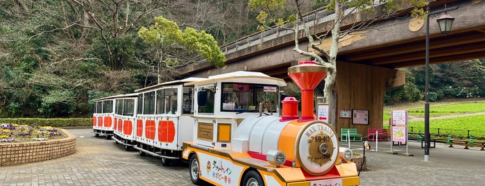 くりはま花の国 is one of 横須賀三浦半島.