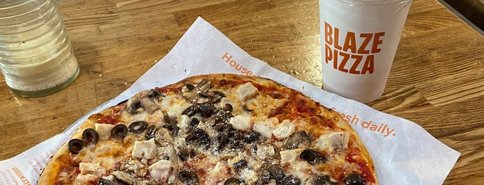Blaze Pizza is one of SF To Do.