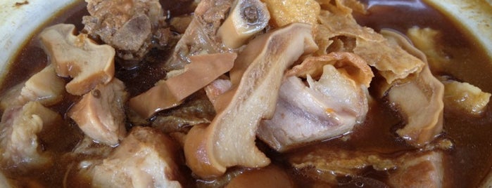 Yap Chuan Bah Kut Teh 叶全(干)肉骨茶 is one of food.