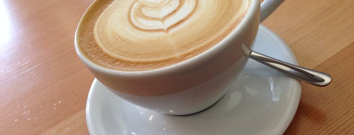 Timbertrain Coffee Roasters is one of Bons plans Vancouver.