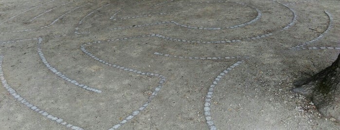 Labyrinthplatz is one of Lugares favoritos de Mael.