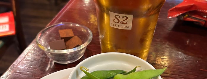 82 ALE HOUSE 品川店 is one of ビアパブ、ビアバー （チェーン系列店）.