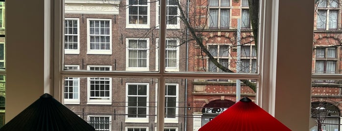HAY is one of Ámsterdam 👩‍🎤.