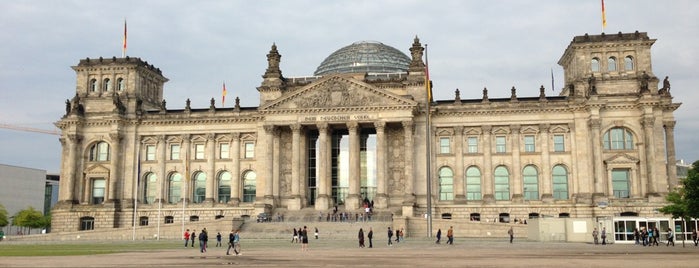 Platz der Republik is one of Berlin #4sqcities.