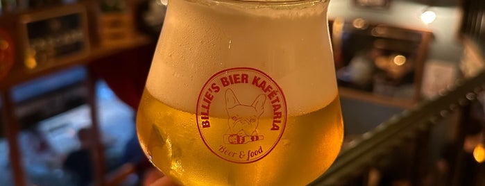 Billie's Bier Kafétaria is one of Belgian pubs with a good Beer list.