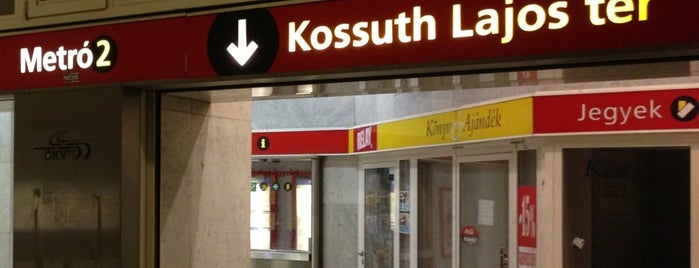 Kossuth Lajos tér (M2) is one of Locais curtidos por Luis.