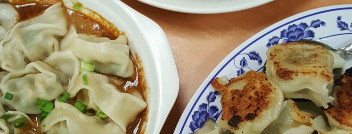 Tampa Garden Chinese Delight is one of LA Restaurants.
