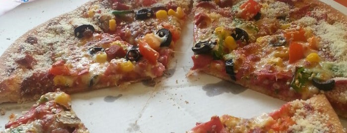 Domino's Pizza is one of Gülfem : понравившиеся места.