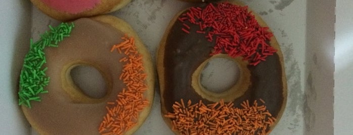 Dunkın'Donuts is one of gidilecek görülecek evin olacak.