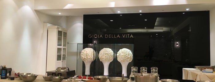 Gioia Della Vita By Stefano is one of Кафе, рестораны.