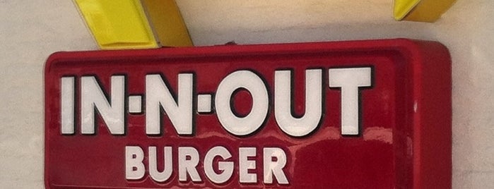 In-N-Out Burger is one of Tempat yang Disukai Dan.